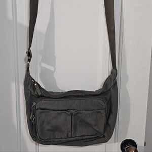 TravelSmith Olive Green Travel Bag